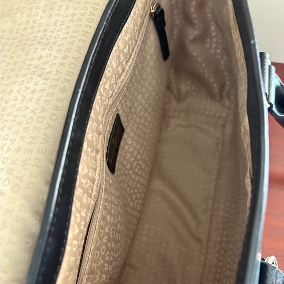 Kate Spade New York New Bond Street Flo Satchel  - EUC - Picture 13 of 16